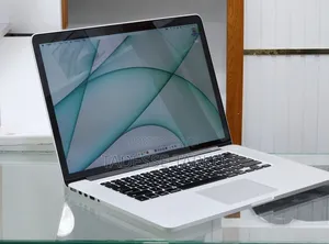 New Laptop Apple MacBook Pro 2015 16GB Intel Core i7 SSD 512GB