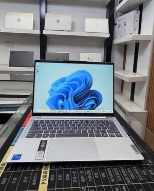 New Laptop Lenovo IdeaPad 720S 16GB Intel Core i7 SSD 512GB