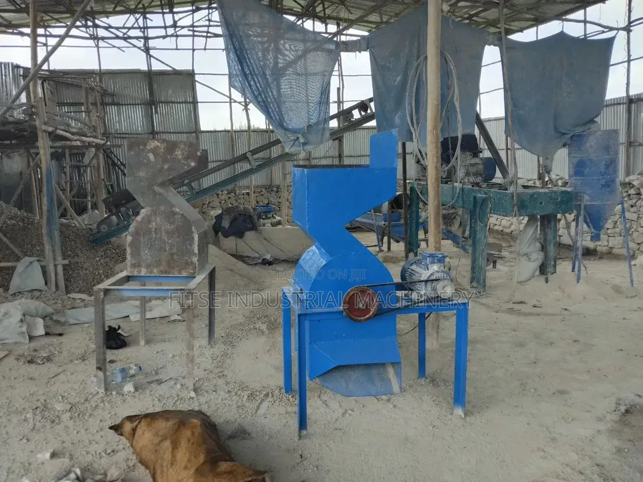 Hammer Mill ለ ኮምቼ መፍጫ እና ለ መኖ ማቀነባበሪያ