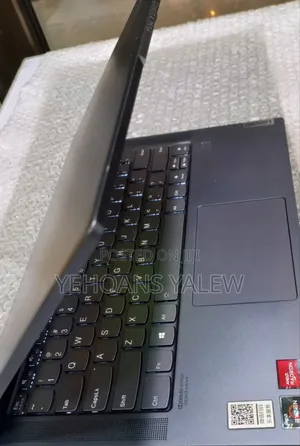 New Laptop Lenovo Yoga 710 16GB AMD Ryzen 7 SSD 512GB