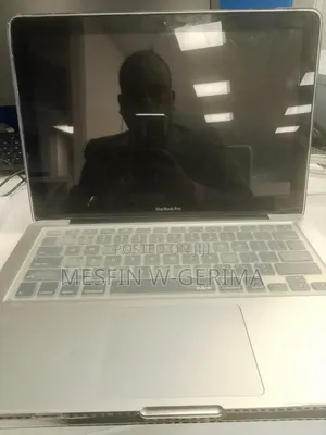 Laptop Apple MacBook 2012 4GB Intel SSD 1T
