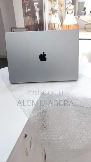 New Laptop Apple MacBook Pro 2021 M1 Max 64GB Apple M1 Max SSD 1T