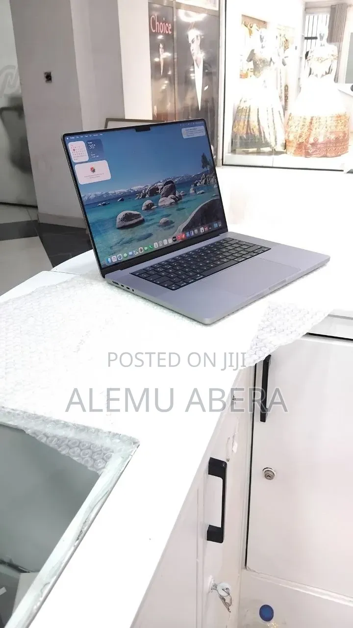 New Laptop Apple MacBook Pro 2021 M1 Max 64GB Apple M1 Max SSD 1T