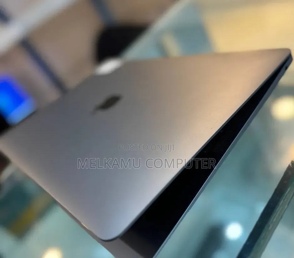 New Laptop Apple MacBook Air 16GB Apple M1 SSD 256GB