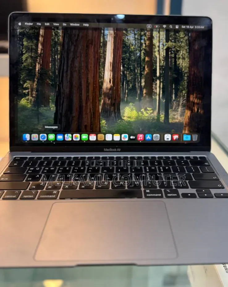 New Laptop Apple MacBook Air 16GB Apple M1 SSD 256GB
