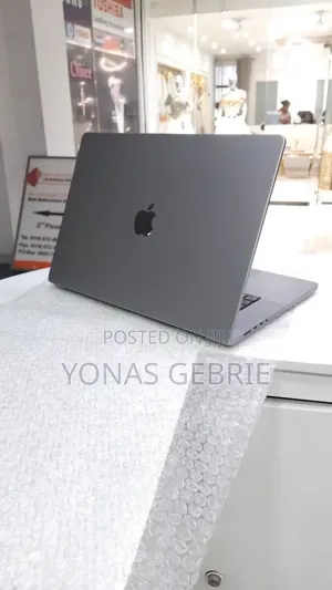 New Laptop Apple MacBook Pro 2021 M1 Max 64GB Apple M1 Max SSD 1T