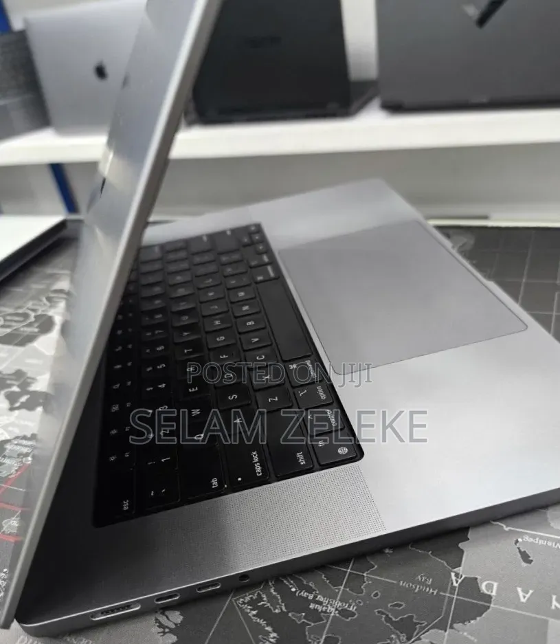 New Laptop Apple MacBook Pro 2021 M1 Max 32GB Apple M1 Max SSD 1T