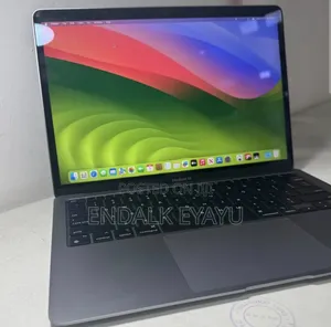 New Laptop Apple MacBook Air 16GB Apple M1 SSD 256GB
