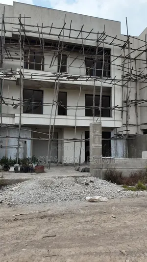 3bdrm Villa in እንይ ሪልስቴት, Nifas Silk-Lafto for sale