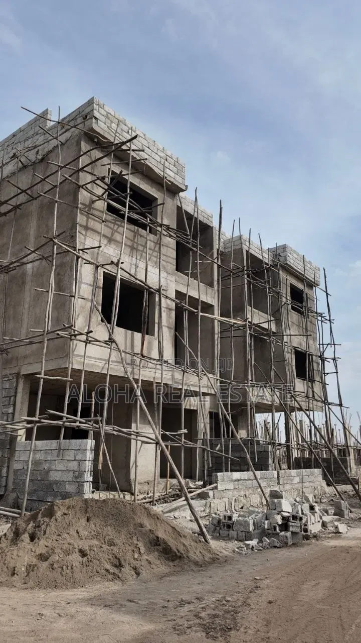 3bdrm Villa in እንይ ሪልስቴት, Nifas Silk-Lafto for sale