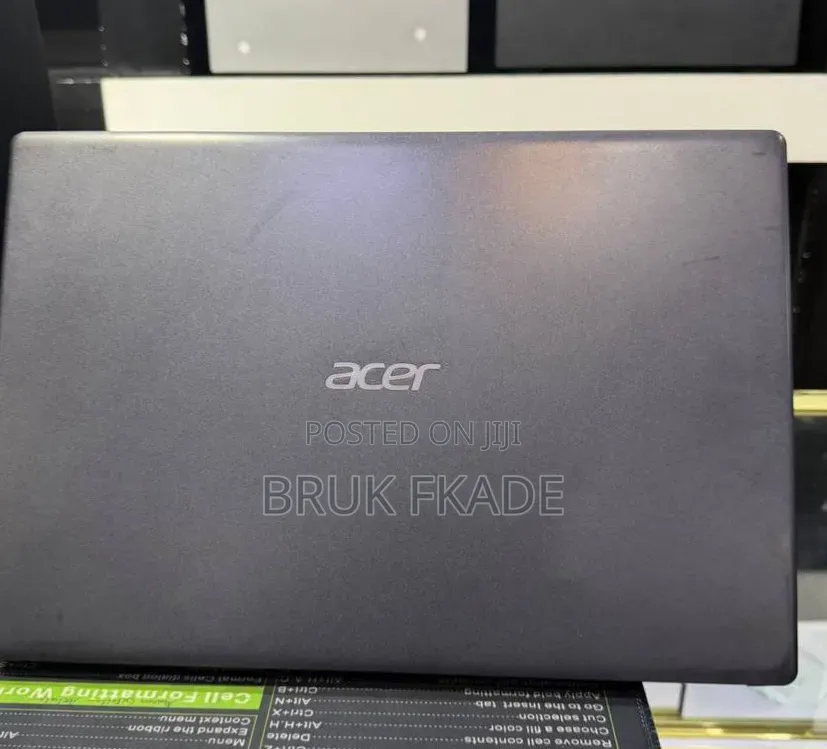 New Laptop Acer Aspire 3 8GB Intel Core i7 HDD 1T