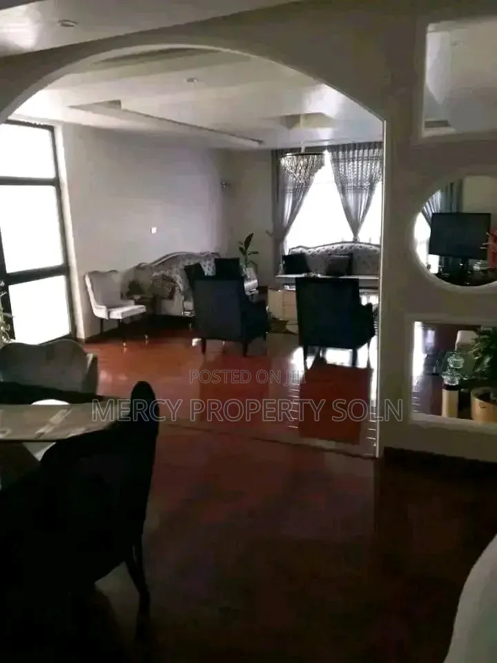 10bdrm Villa in Bole for sale