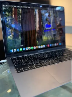 New Laptop Apple MacBook Air 2020 M1 16GB Apple M1 SSD 256GB