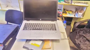 Laptop HP 14-dq1088wm 8GB Intel Core i5 HDD 1T