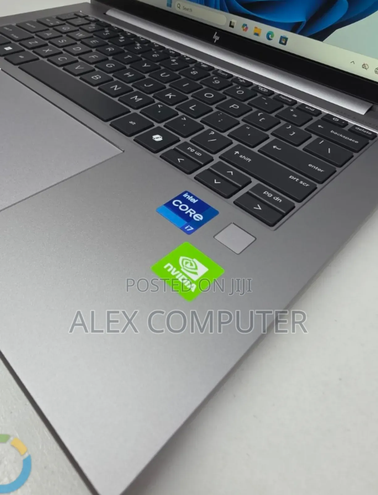 New Laptop HP ZBook Firefly 14 G10 16GB Intel Core i7 SSD 512GB