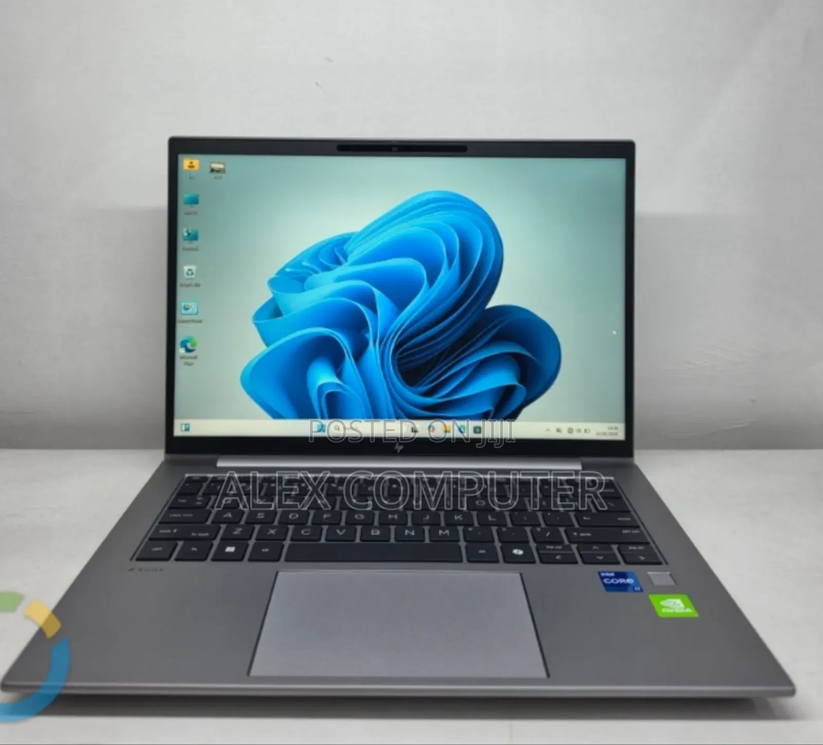 New Laptop HP ZBook Firefly 14 G10 16GB Intel Core i7 SSD 512GB