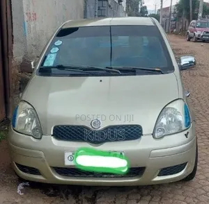 Toyota Vitz 2004