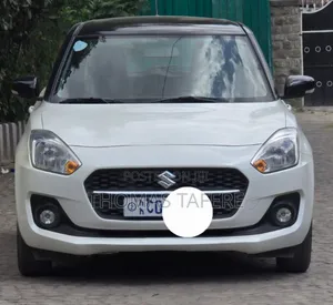 Suzuki Swift 2021 White