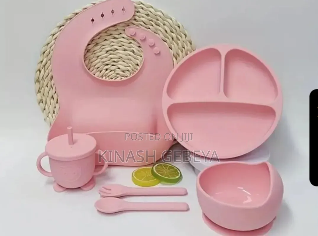6 In 1 Silicon Baby Feeding Tool(የልጆች መመገቢያ)