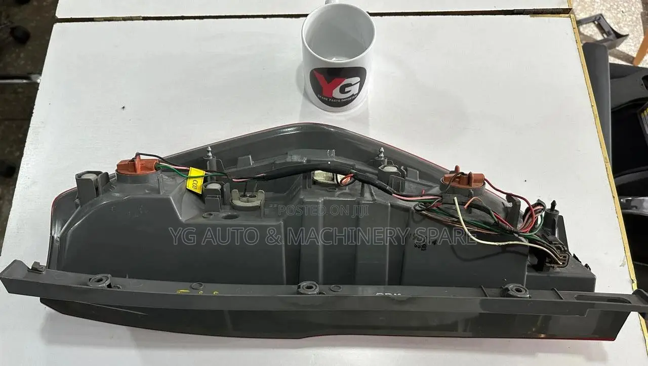 Original Oem Hyundai H1 Tail Lamp