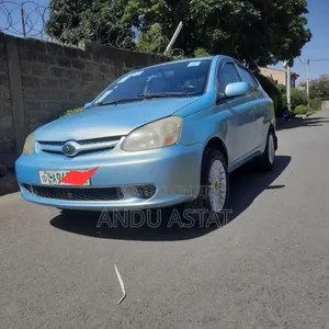 Toyota Platz 1.0 FWD 2005 Blue