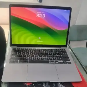 New Laptop Apple MacBook Air 16GB Apple M1 SSD 256GB