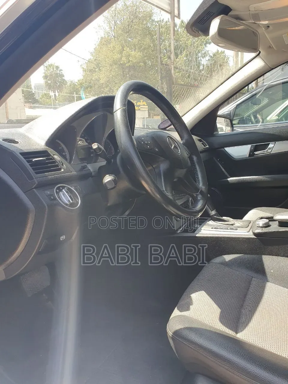 Mercedes-Benz C180 2010 Black