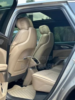 Cadillac Lyriq 2023 Silver