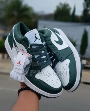 Nike Air Jordan 1 Low White 'Galactic Jade' Made in Vietnam