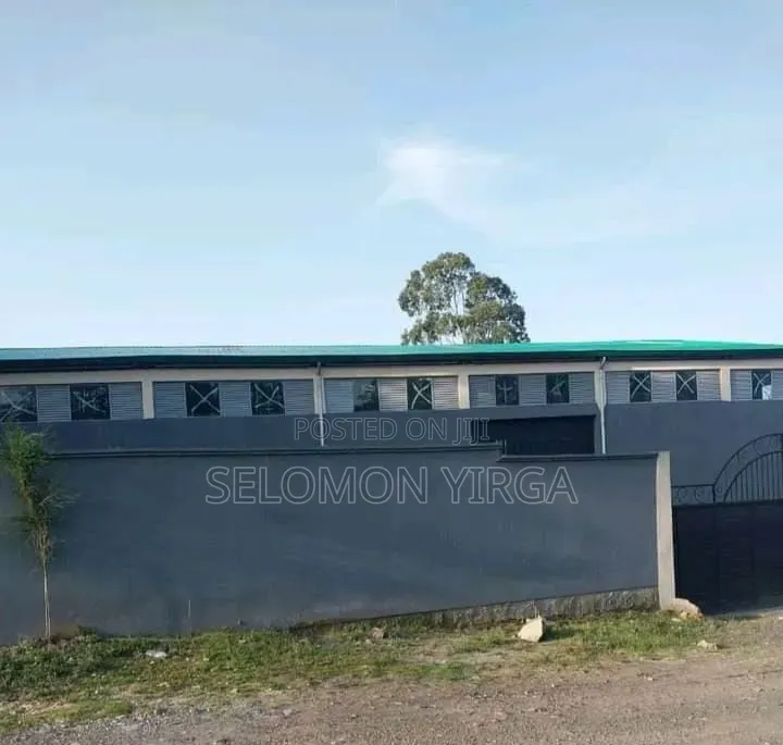 Warehouse for Sale 2200 Square Meters G2 No Office