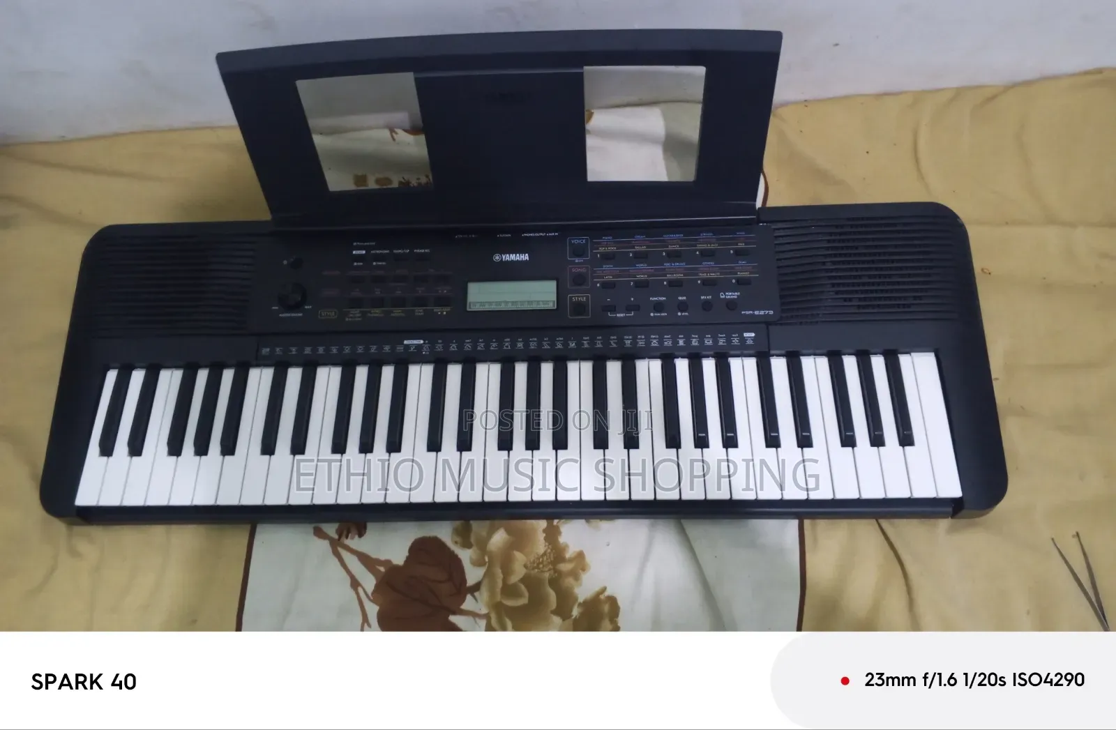 Yamaha PSR E273