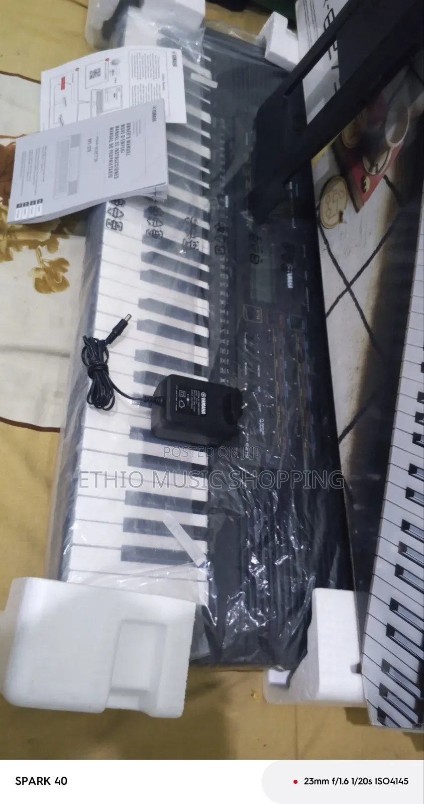 Yamaha PSR E273