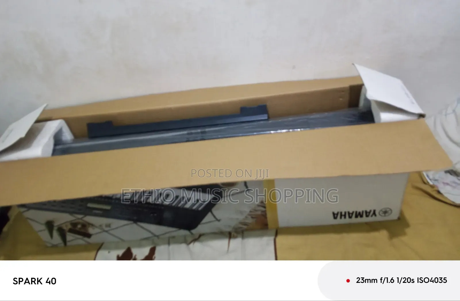 Yamaha PSR E273