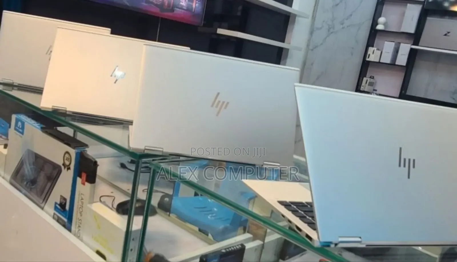 New Laptop HP EliteBook 1040 G8 16GB Intel Core i7 SSD 512GB