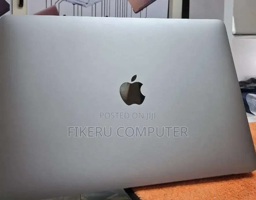 New Laptop Apple MacBook Air 2020 M1 16GB Apple M1 SSD 256GB