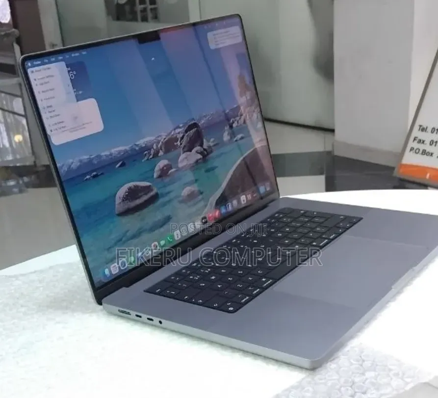 New Laptop Apple MacBook Pro 2021 M1 Max 64GB Apple M1 Pro SSD 1T