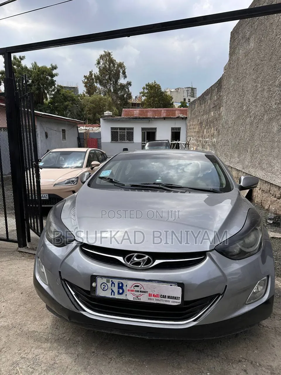 Hyundai Avante 2013 Gray