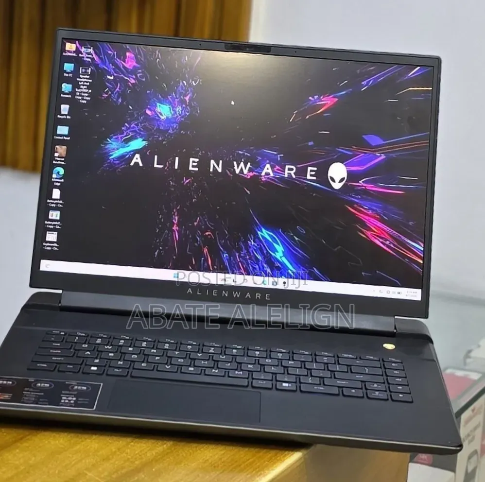 New Laptop Alienware X16 r1 16GB Intel Core i9 SSD 1T