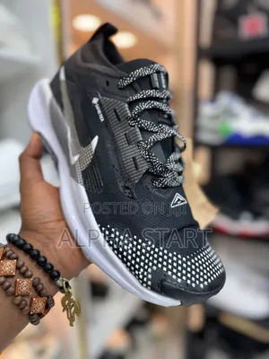 New Arrival Nike Trial Gortex Water Proof Sneakers Made in Vietnam