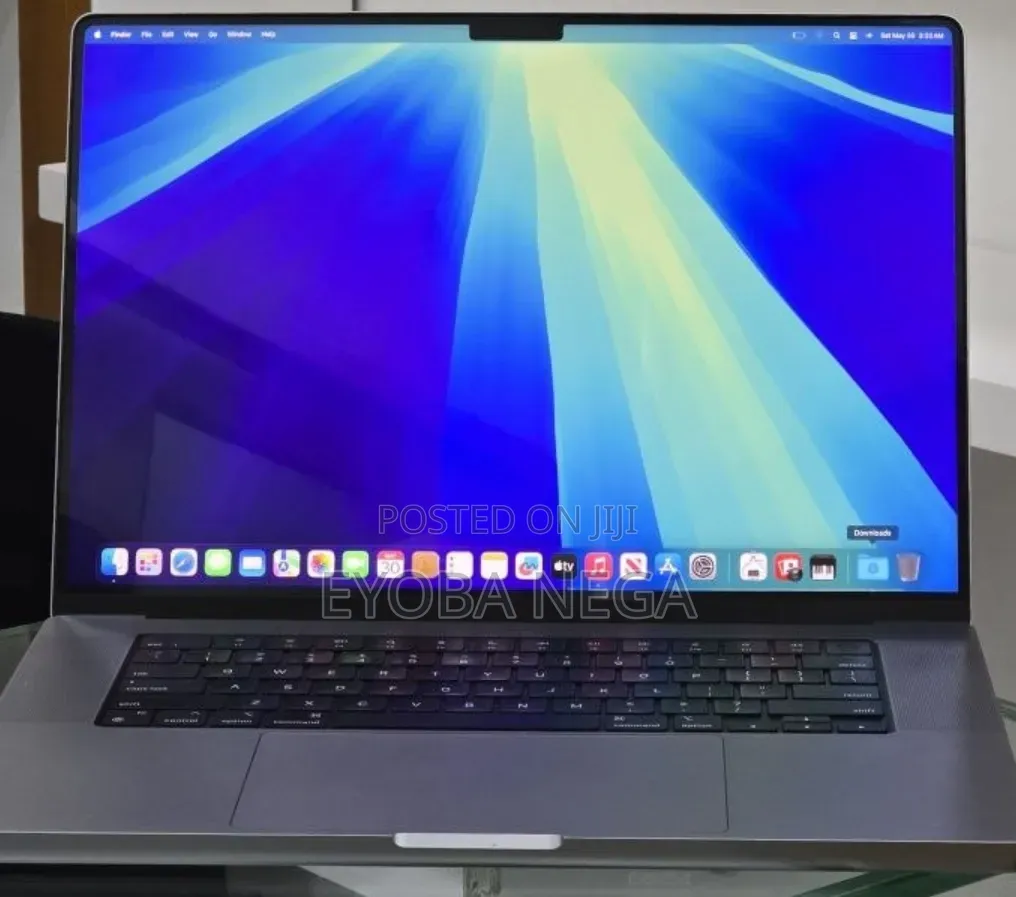 New Laptop Apple MacBook Pro 2021 M1 Max 32GB Apple M1 Max SSD 512GB