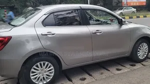 Suzuki Dzire 2022 Silver