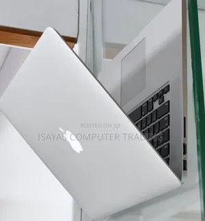 New Laptop Apple MacBook Pro 2015 16GB Intel Core i7 SSD 512GB