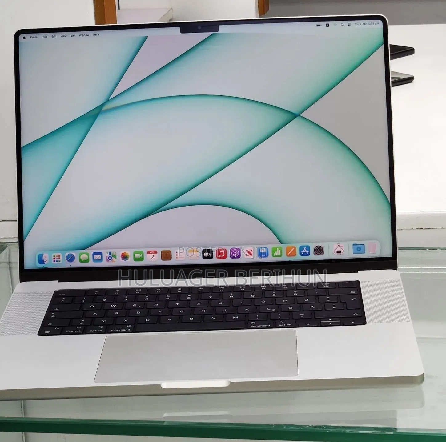New Laptop Apple MacBook Pro 2015 16GB Intel Core i7 SSD 512GB