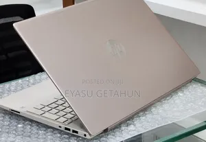 New Laptop HP Pavilion 15 8GB Intel Core i5 SSD 512GB