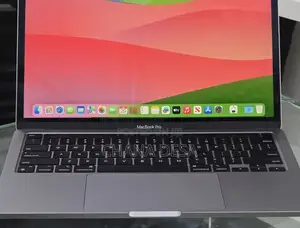 New Laptop Apple MacBook Pro 2020 M1 8GB Apple M1 Pro SSD 512GB