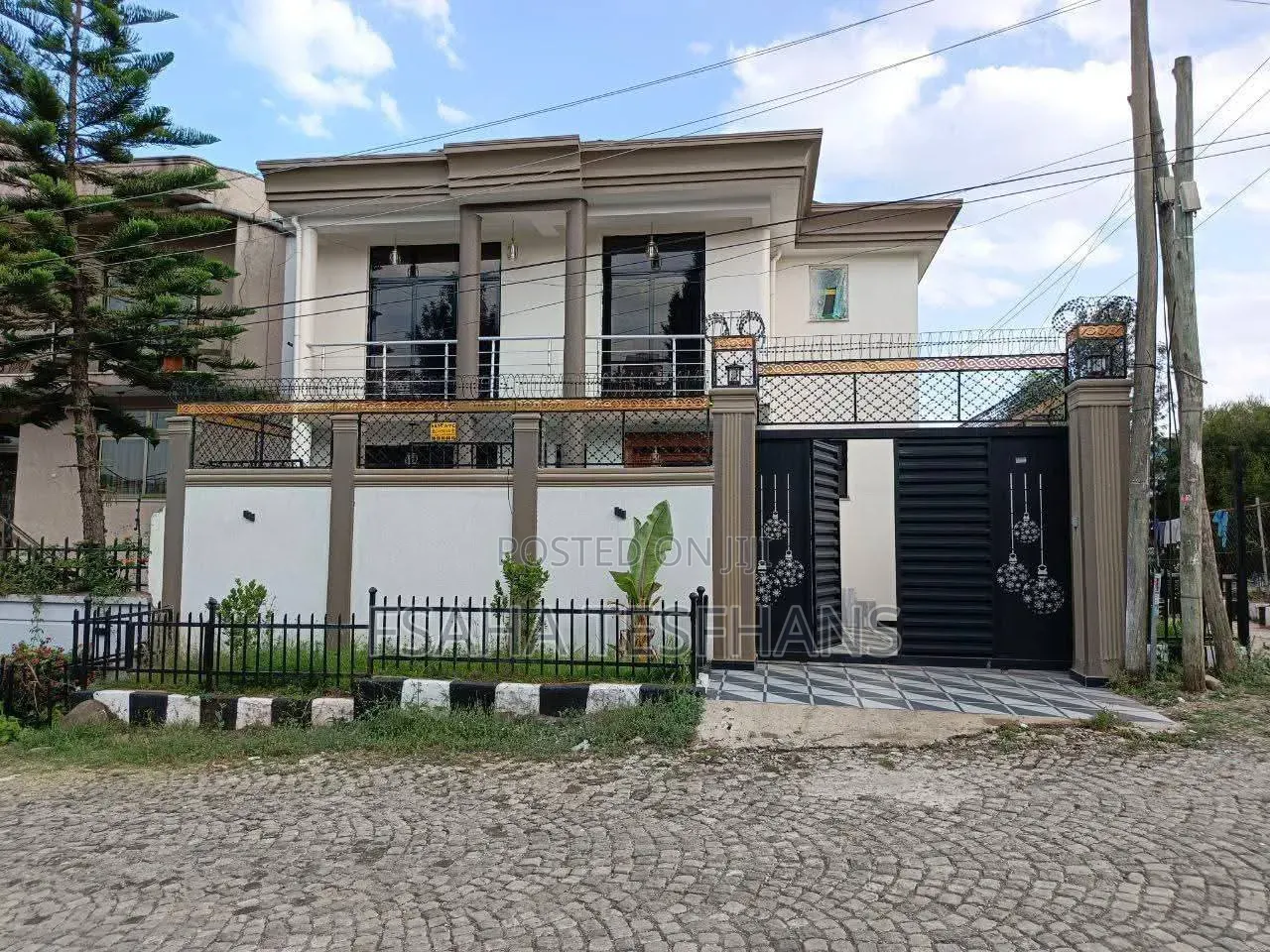 6bdrm House in G+2 House, Yeka for rent