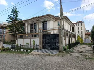 6bdrm House in G+2 House, Yeka for rent
