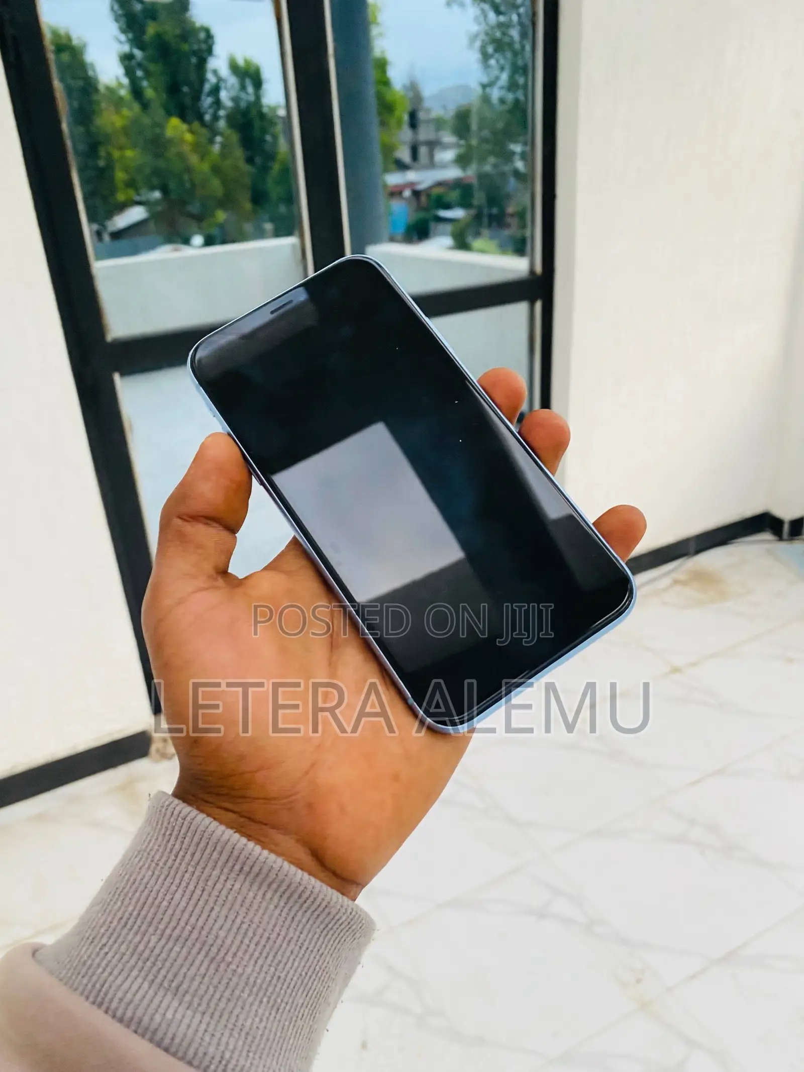 New Apple iPhone XR 128 GB Blue