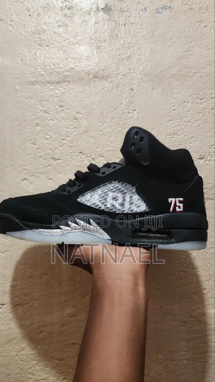 Air Jordan 5 Metalic