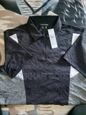 Calvin Klein Tshirt